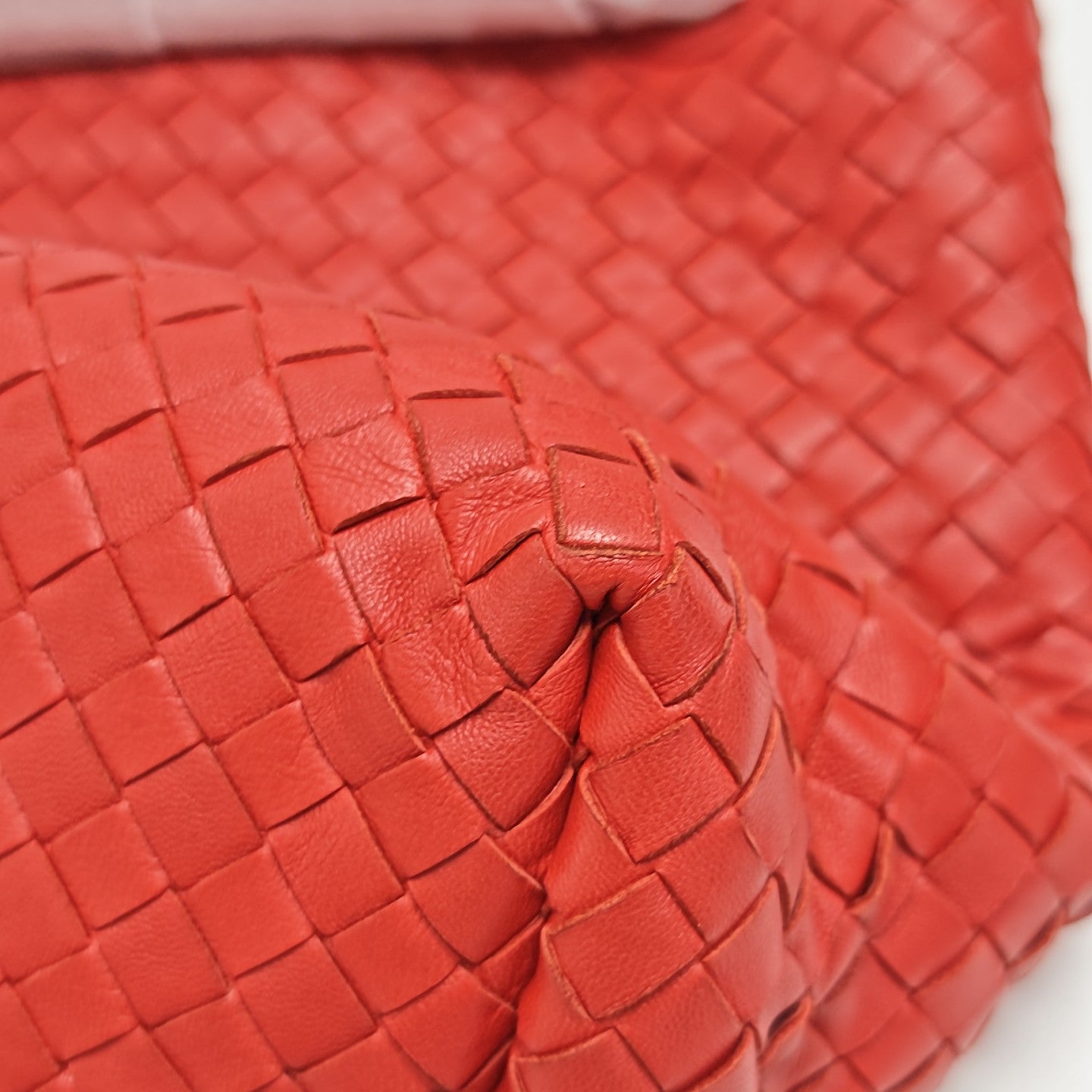 Bella Lambskin Red