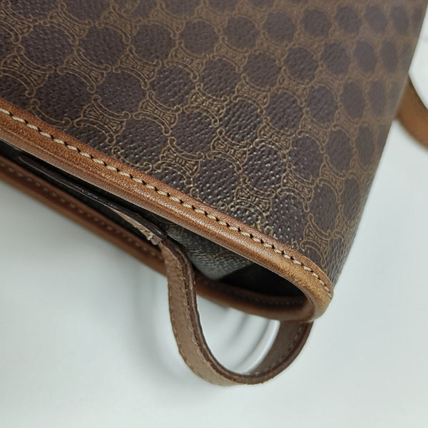 Coated Canvas Brown