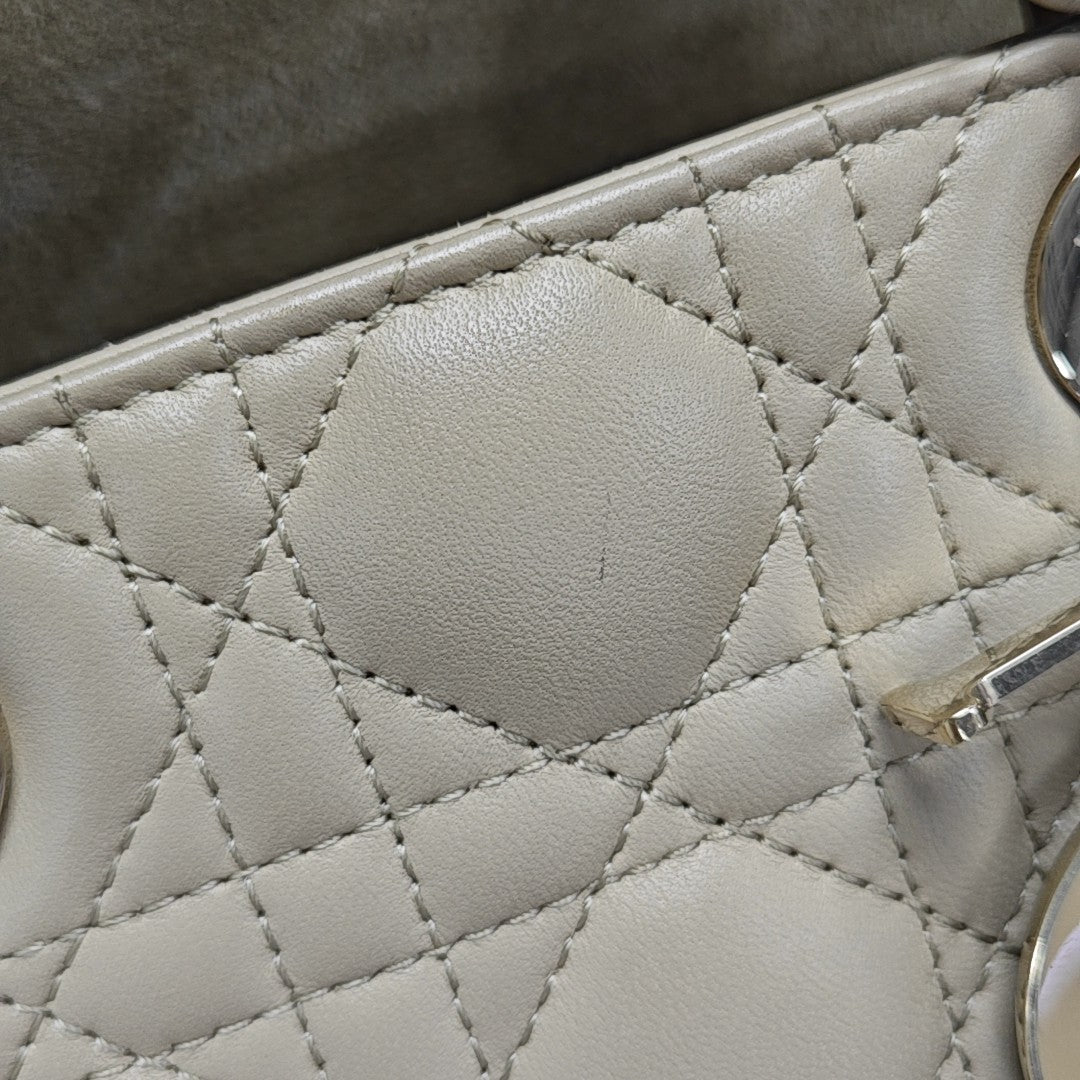 Lady Dior Small Cannage Lambskin Beige