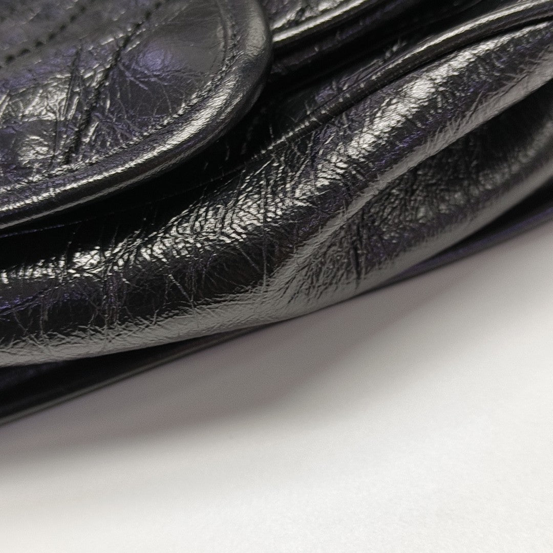 NIKI Medium Chevron Calfskin Black