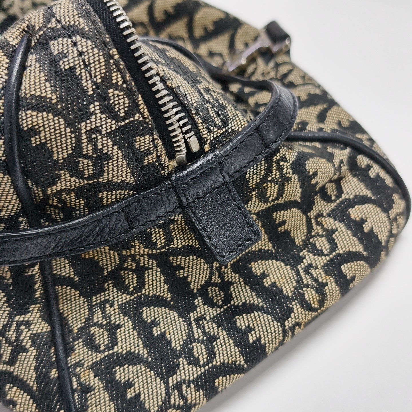 Oblique Canvas Top Handle Bag Gray