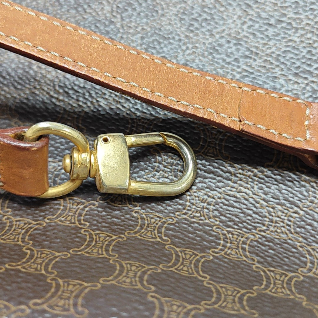 MACADAM TOP HANDLE COSMETIC BAGS Coated Canvas Brown