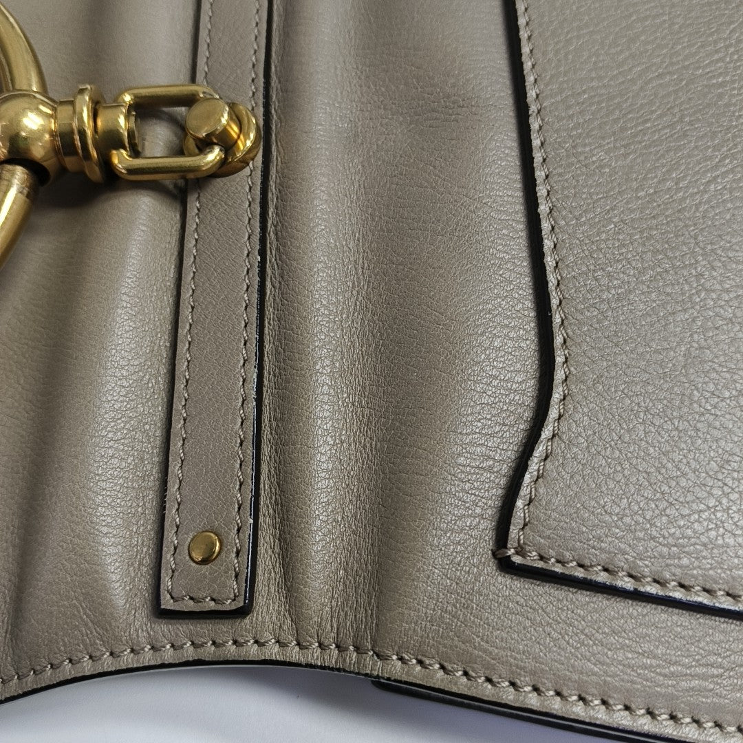 Nile Medium Calfskin Gray