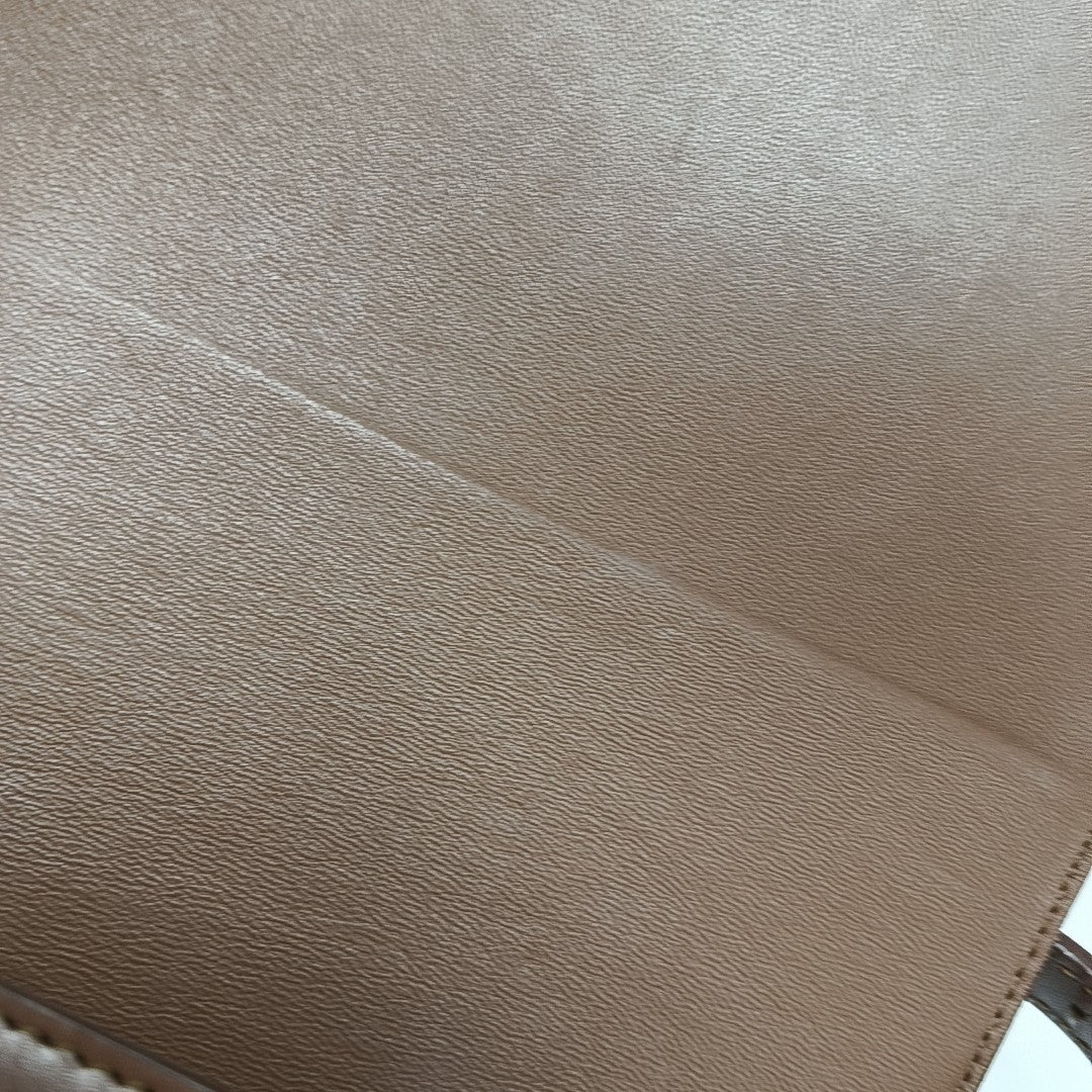 Grace Small Calfskin Brown