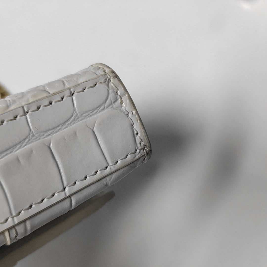 Hourglass Wallet On Chain Mini Calfskin White