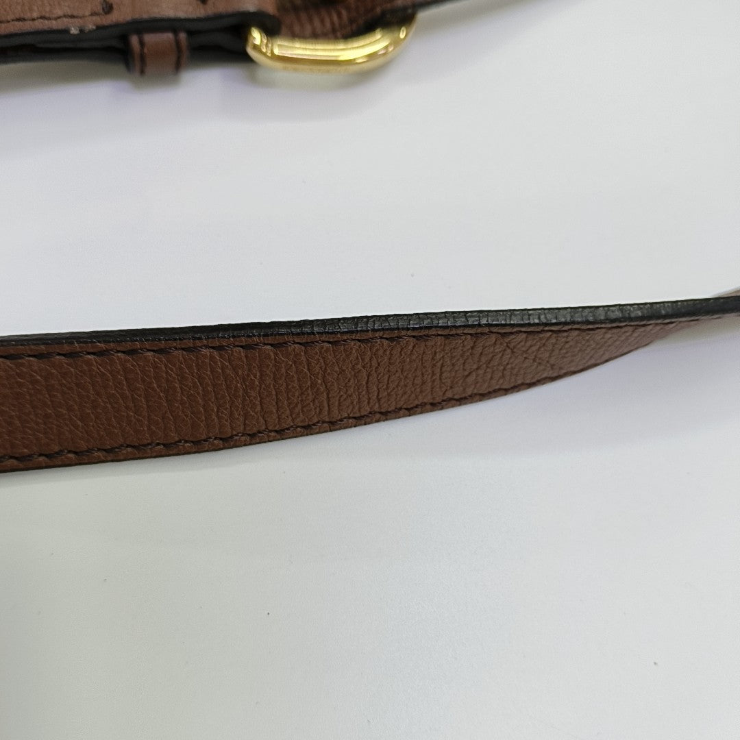 Milverton Canvas Beige
