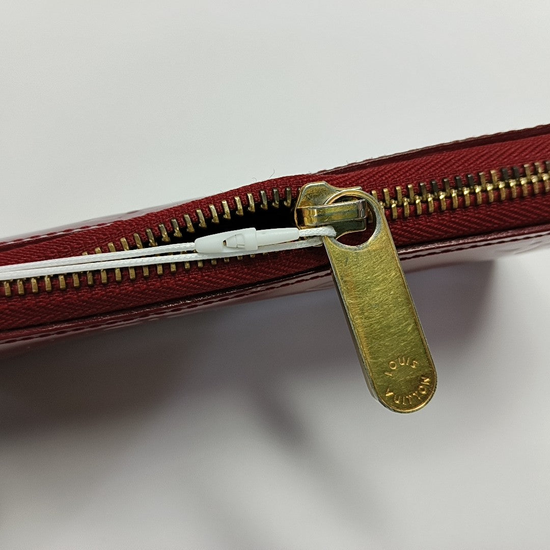 ZIPPY Patent Leather Red Wallet