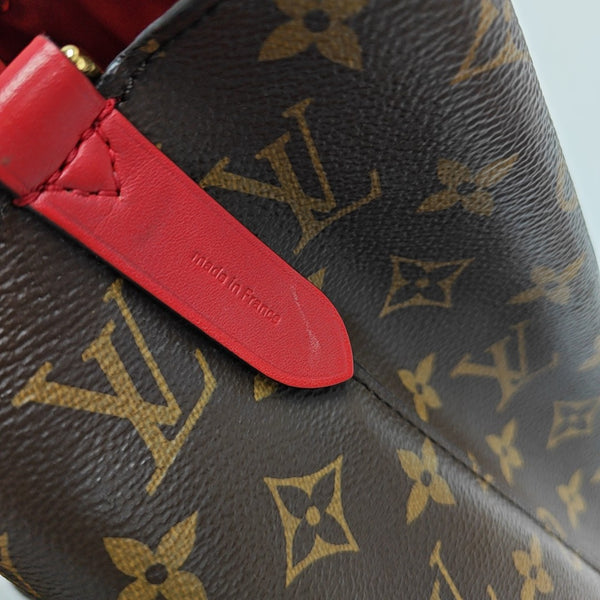 NÉONOÉ MM Monogram Coated Canvas Brown