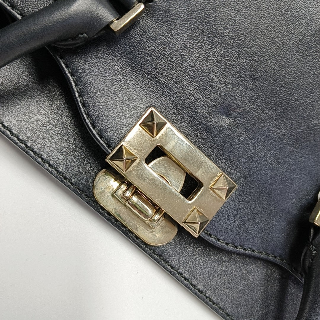 Rockstud Small Calfskin Black