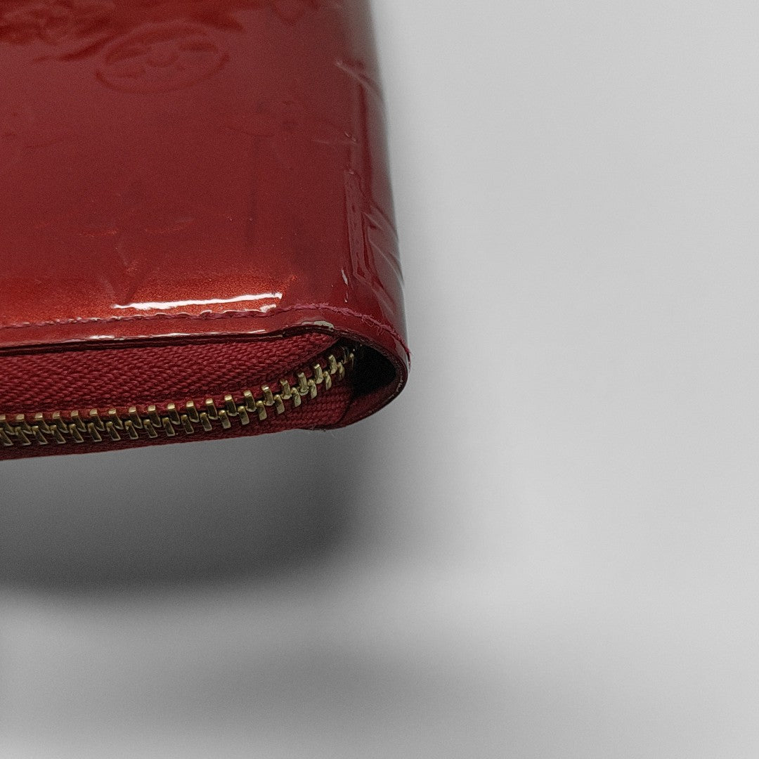 ZIPPY Monogram Patent Calfskin Red Wallet