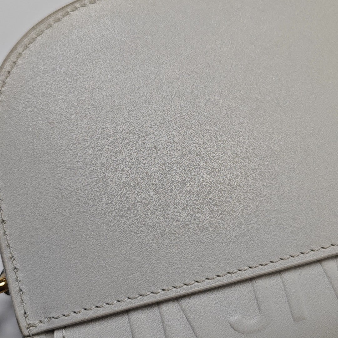 Bobby Medium Calfskin White