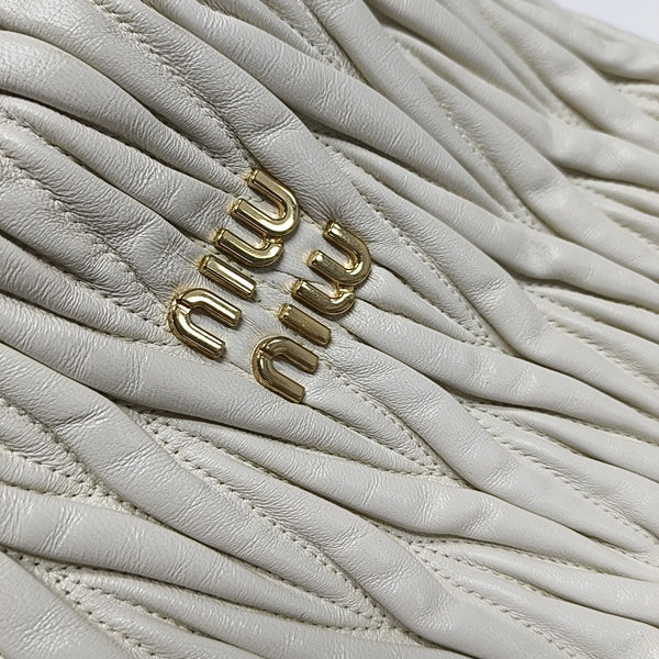 Quilted Lambskin Bucket Bag White
