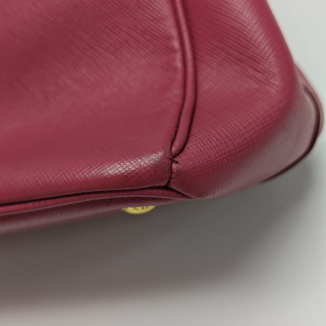 Galleria Medium Saffiano Calfskin Red