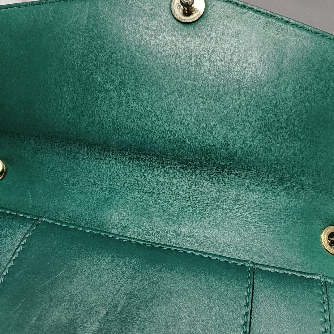 SERPENTI FOREVER Medium Calfskin Green