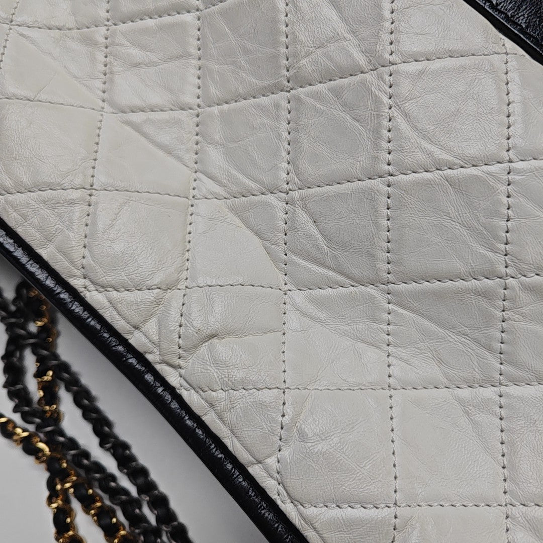 GABRIELLE New Medium Quilted Calfskin Multicolor