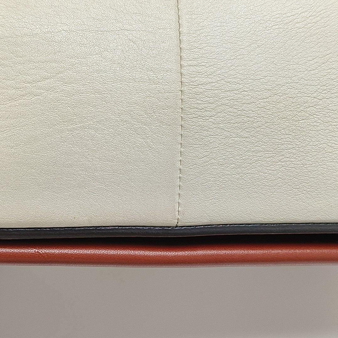 FRAME Medium Calfskin Red