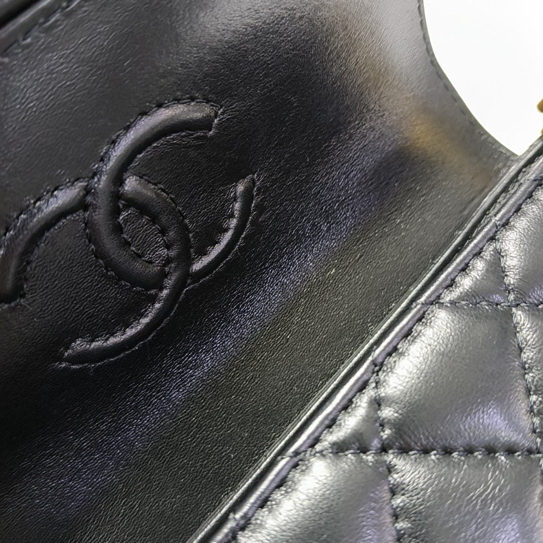Quilted Lambskin Shoulder Bag Small Black