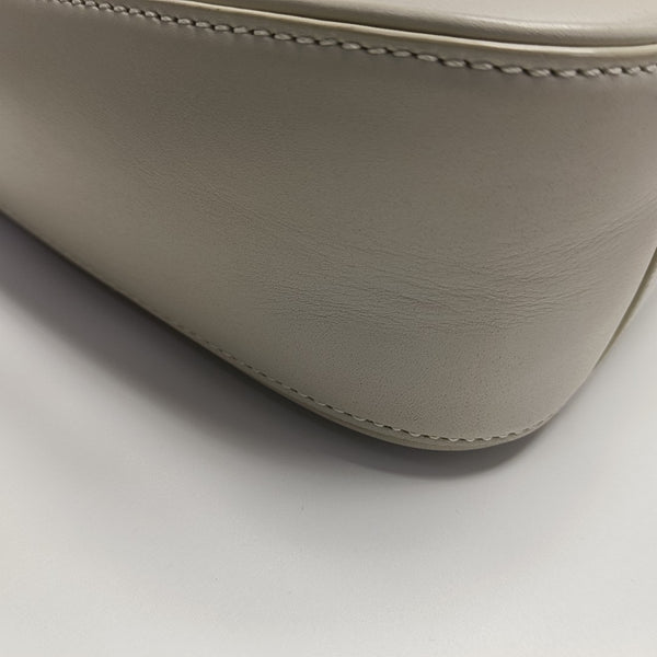 LE 5 À 7 Small Calfskin White