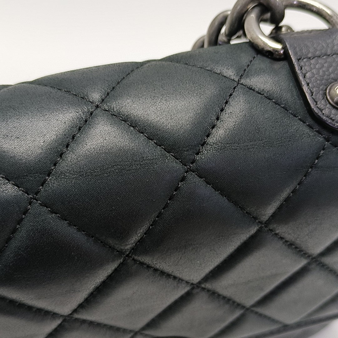 Quilted Calfskin Shoulder Bag Black