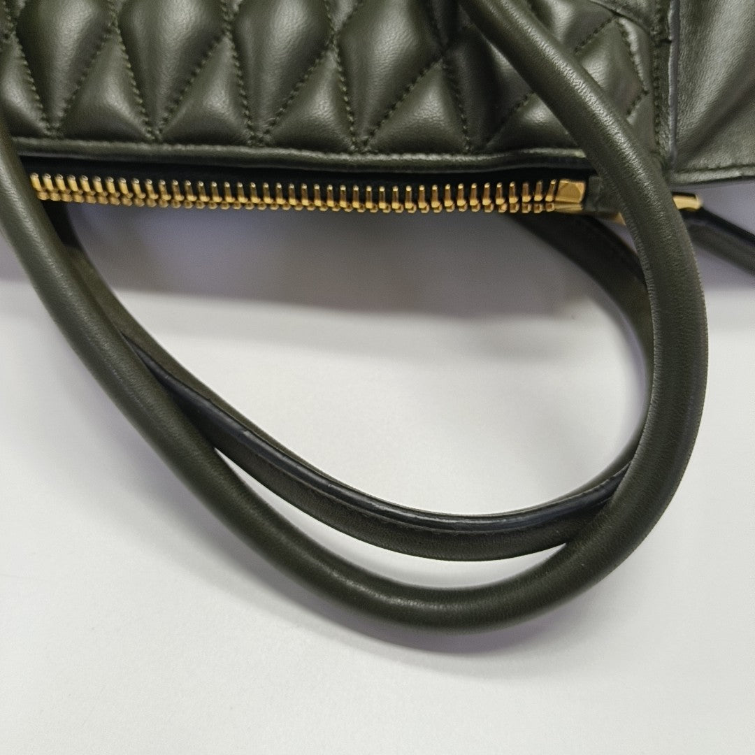 Quilted Lambskin Shoulder Bag Green