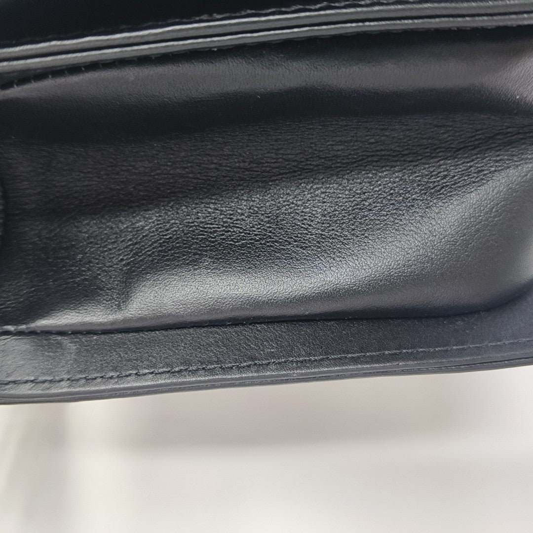 BOY CHANEL Medium Lambskin Black
