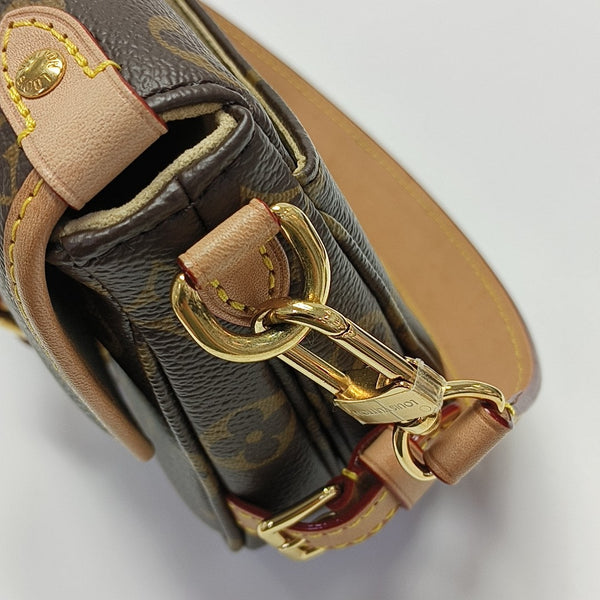 SAUMUR BB Monogram Coated Canvas Brown