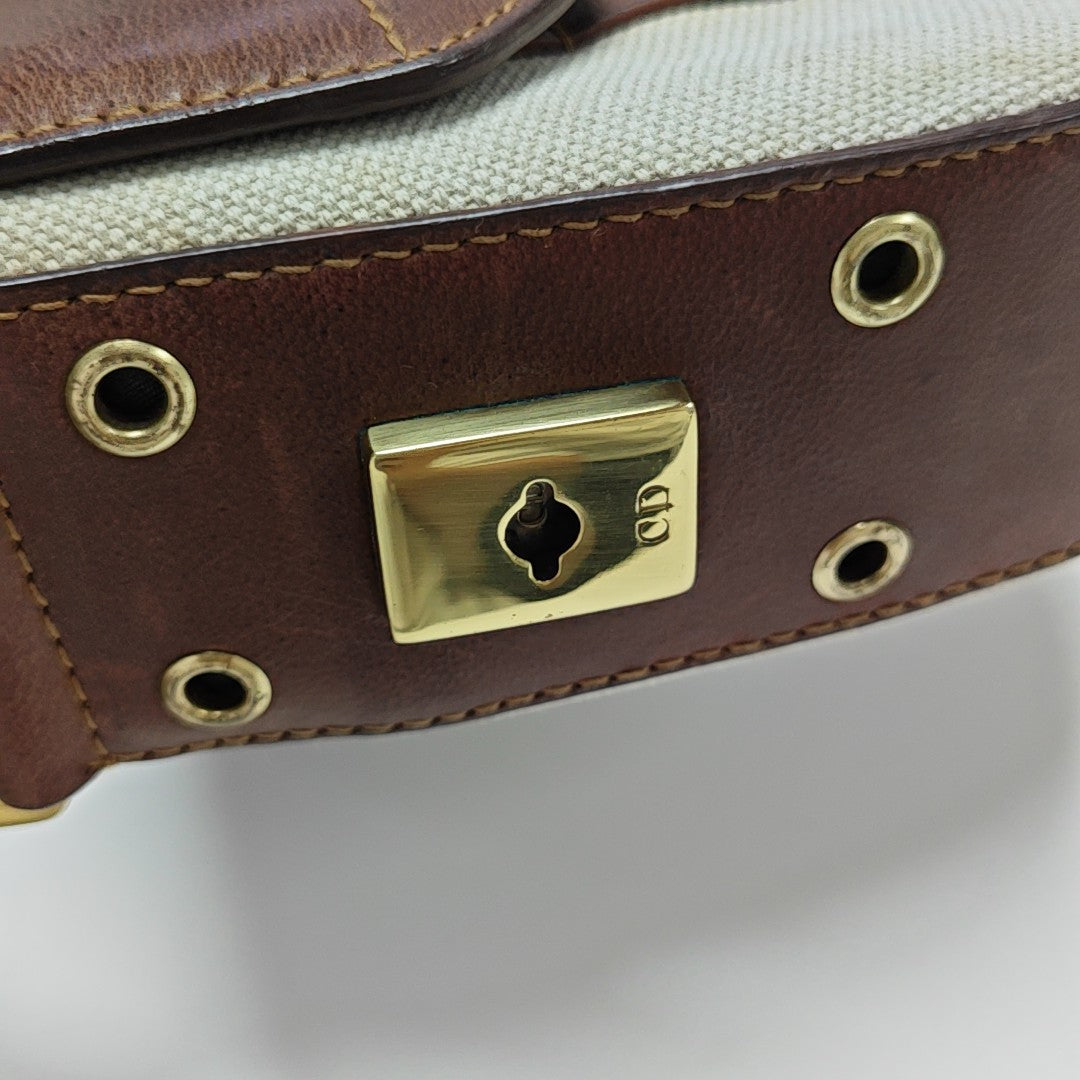 Street Chic Canvas Beige
