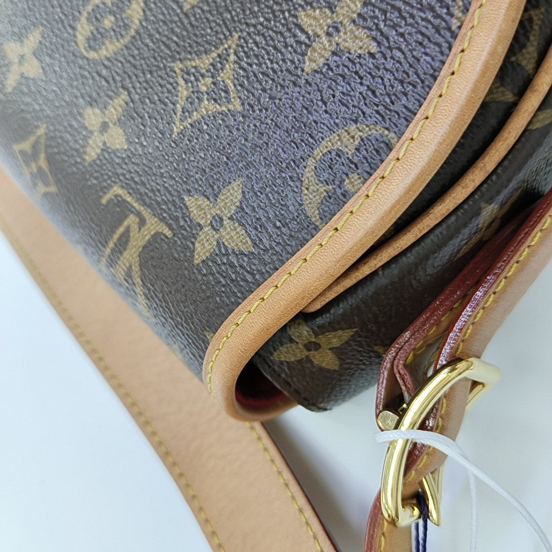 TAMBOURINE Monogram Coated Canvas Brown