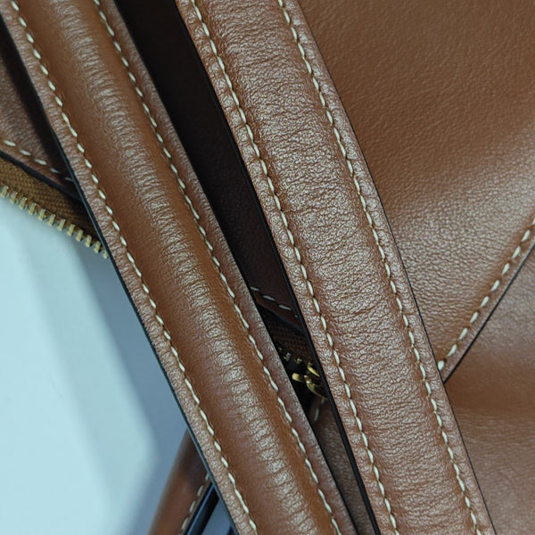BUCKET 16 Calfskin Brown