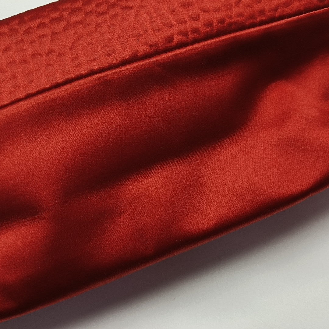 Mildenhall Fabric Red