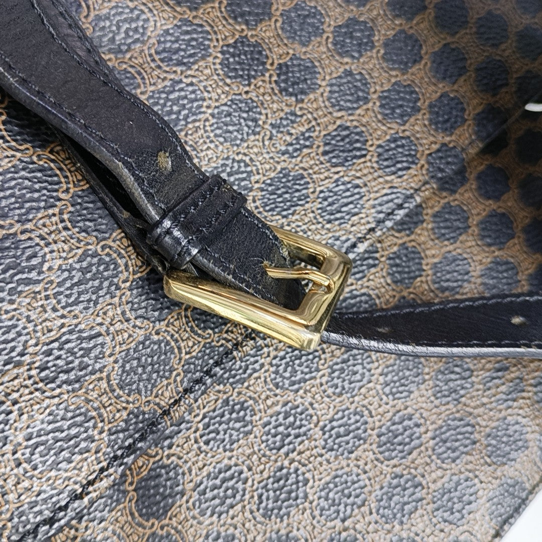 Coated Canvas Brown