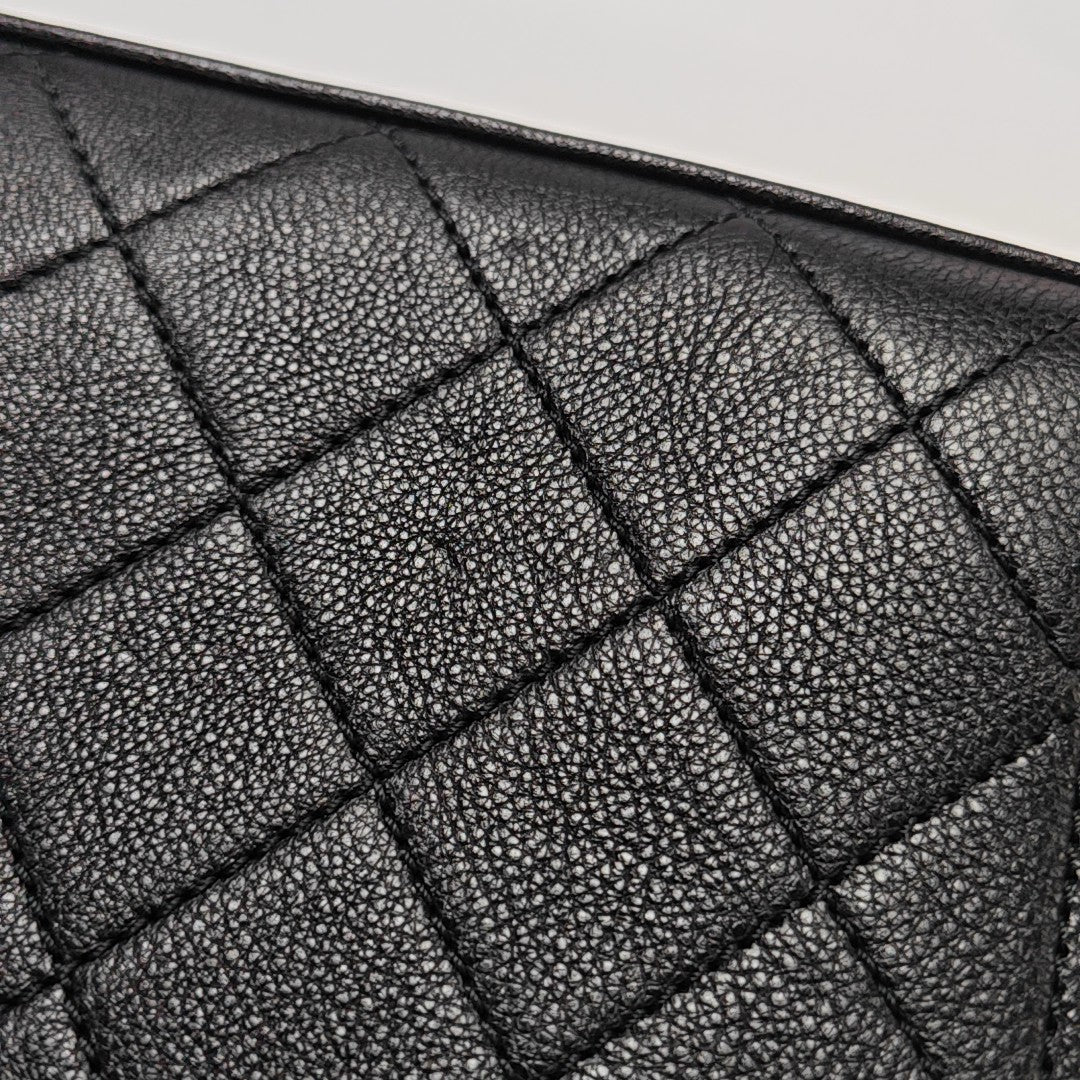 LABEL CLICK Medium Quilted Calfskin Black