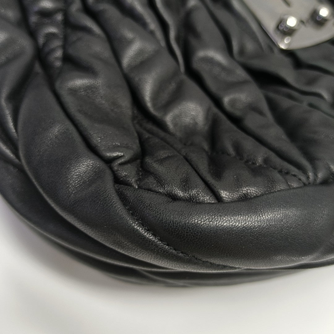 Miu Coffer Quilted Lambskin Black