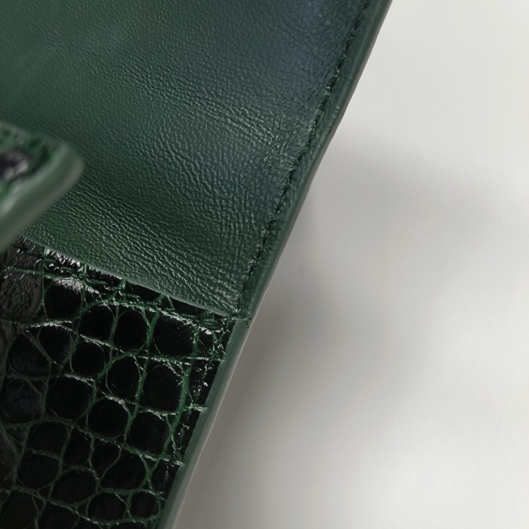 Hourglass S Calfskin Green