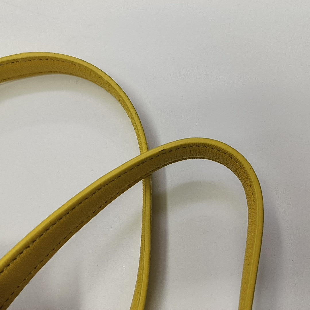 SAC DE JOUR Small Calfskin Yellow