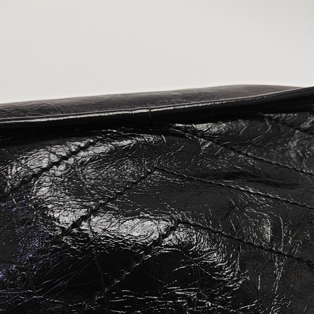 NIKI Medium Chevron Calfskin Black