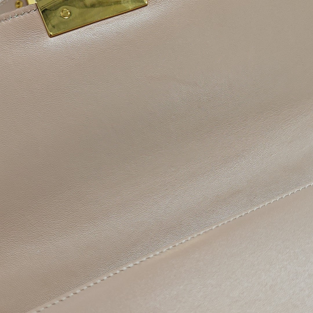 30 Montaigne Calfskin Pink