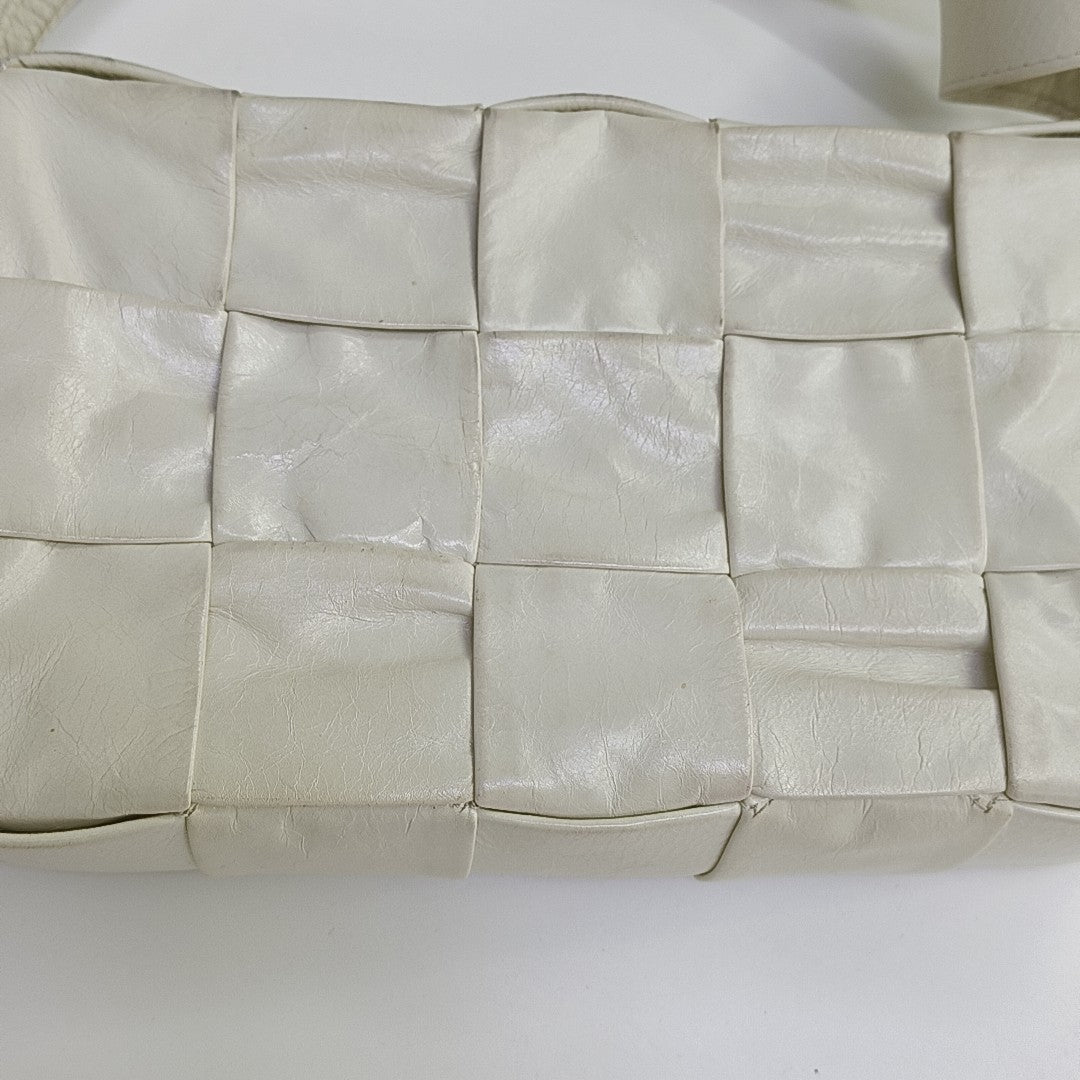 Cassette Medium Calfskin White