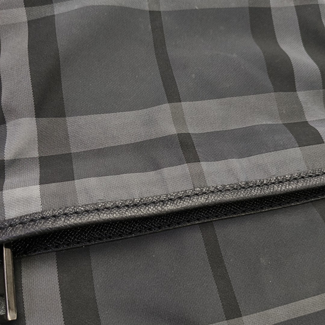 Nylon Gray