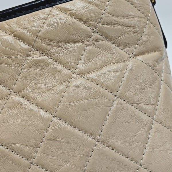 GABRIELLE Medium Quilted Calfskin Beige