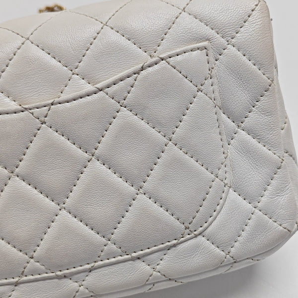 CLASSIC FLAP Mini Quilted Lambskin White