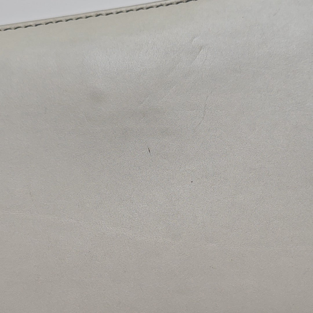 J'adior Calfskin White