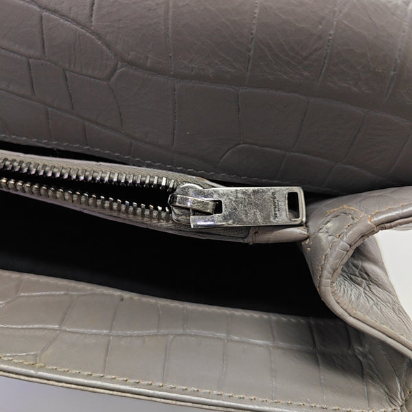 COLLEGE Medium Calfskin Gray