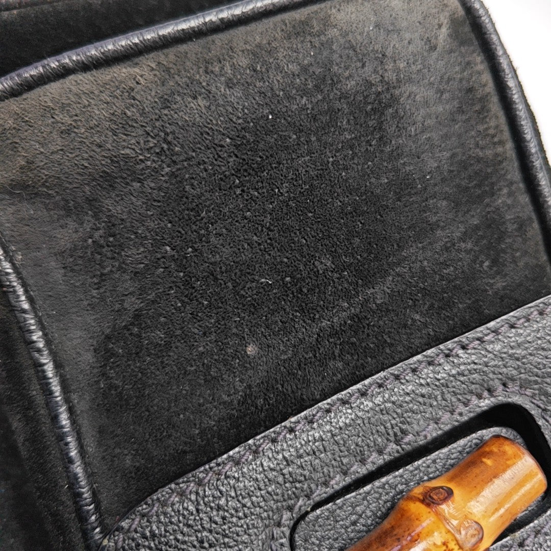 Bamboo 1947 Medium Suede Black
