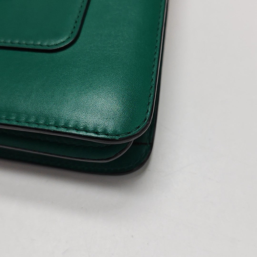 SERPENTI FOREVER Medium Calfskin Green