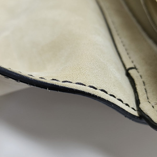Dio(r)evolution Calfskin White