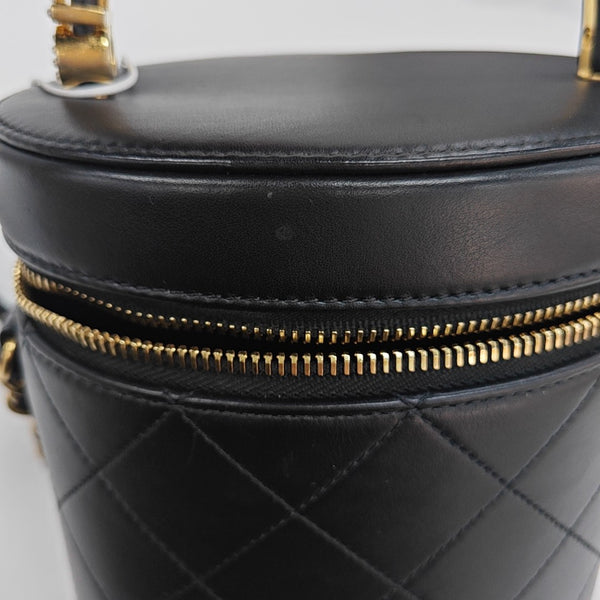 Quilted Calfskin Bucket Bag Black