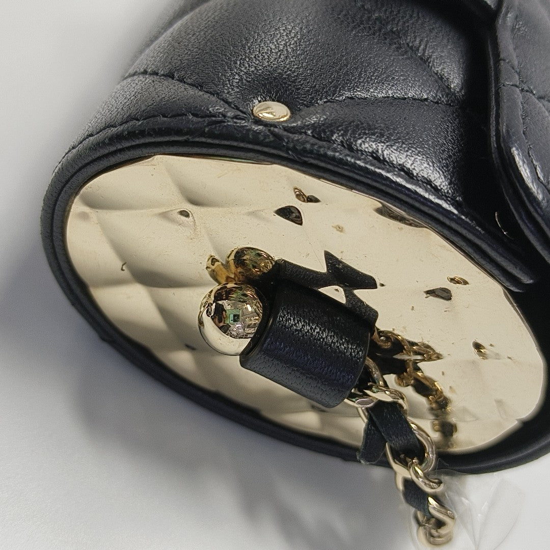Quilted Lambskin Shoulder Bag Black