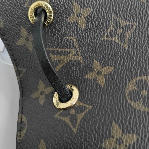 NÉONOÉ MM Monogram Coated Canvas Brown