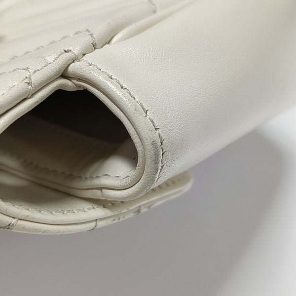 GG Marmont Medium Quilted Calfskin White